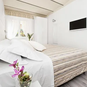 Bed & Breakfast White Colosseo, Rome